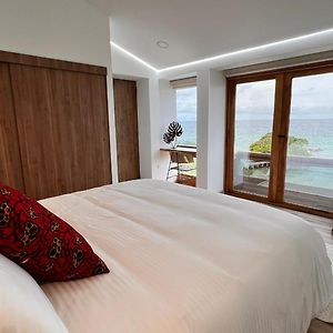 Pao Pao Hotel & Beach Club